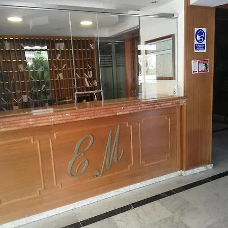 Apto En El Centro, Junto A La Playa, * Marbella