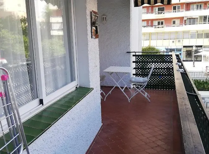 Apto En El Centro, Junto A La Playa, * Marbella